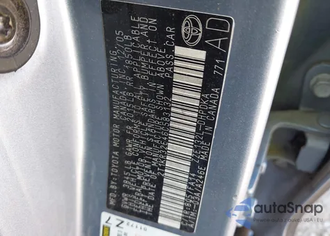 2006 Toyota Matrix z USA, uszkodzony, nr VIN 2T1KR32E46C583132